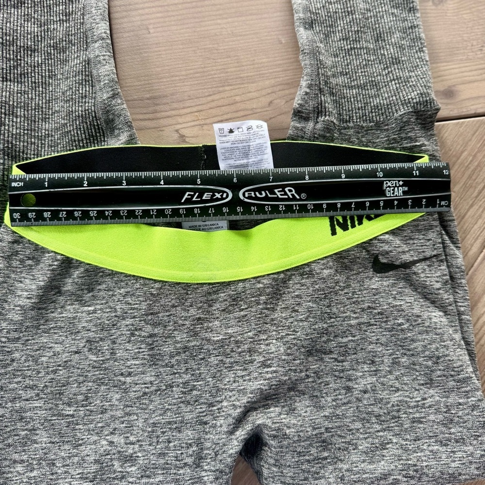 Nike Pro l Women’s Performance Tights l Size: S - Picture 5 of 12